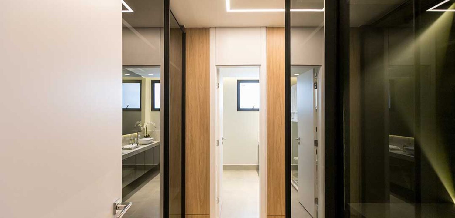 suite-master-closet-ap-126-m-min